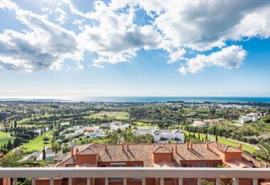 Luxurious Penthouse with Panoramic Views in Royal Flamingos, Benahavis