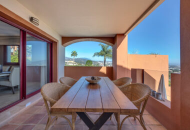 An Opportunity with Unbeatable Views and Generous Spaces