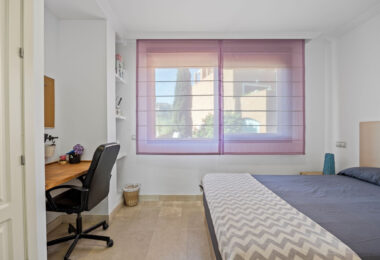 An Opportunity with Unbeatable Views and Generous Spaces