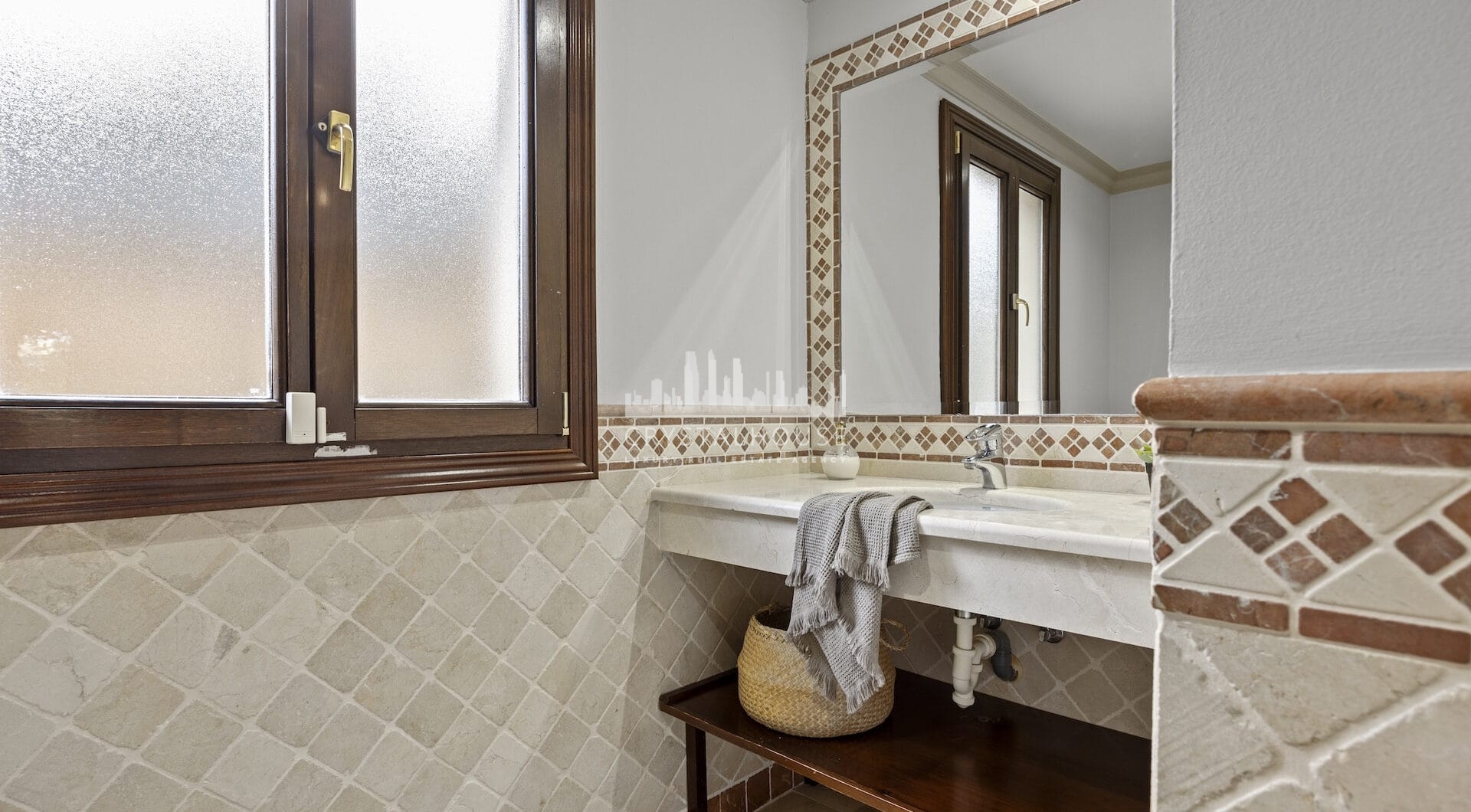 Villa with unique architecture located in the exclusive Los Arqueros development