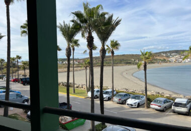 *Charming Marina Apartment with Stunning Sea Views in Sotogrande Port*