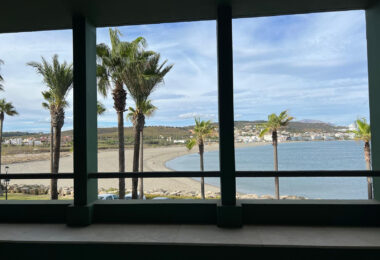 *Charming Marina Apartment with Stunning Sea Views in Sotogrande Port*