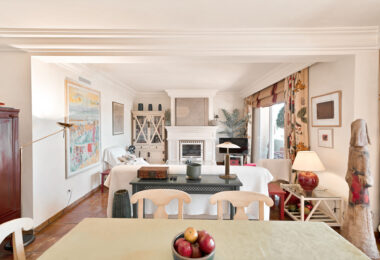 Luxury Penthouse with Panoramic Golf and sea Views in Las Alamandas