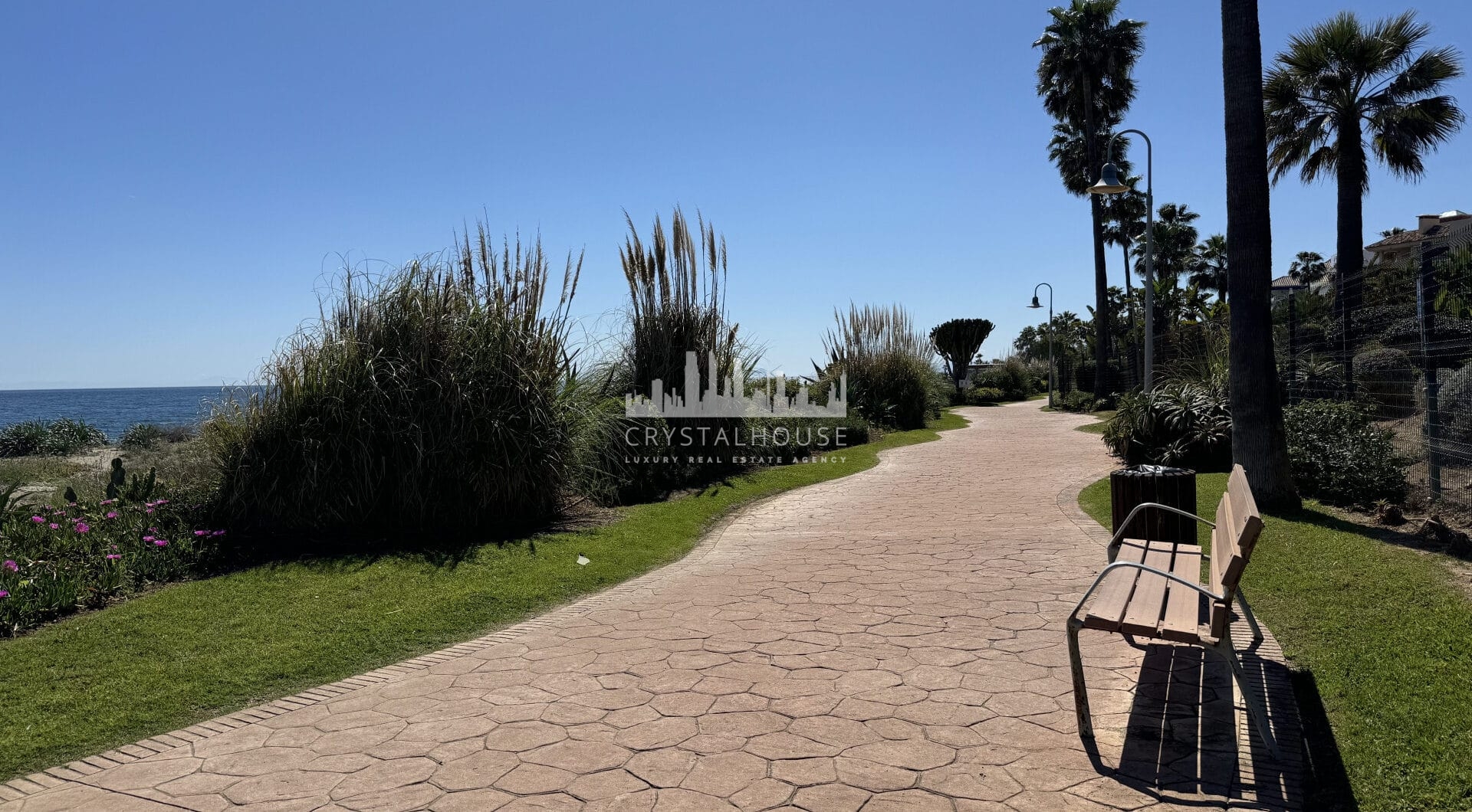 Exclusive Apartment for Sale in Costalita Urbanization, Estepona - New Golden Mile