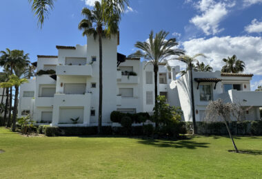 Exclusive Apartment for Sale in Costalita Urbanization, Estepona - New Golden Mile