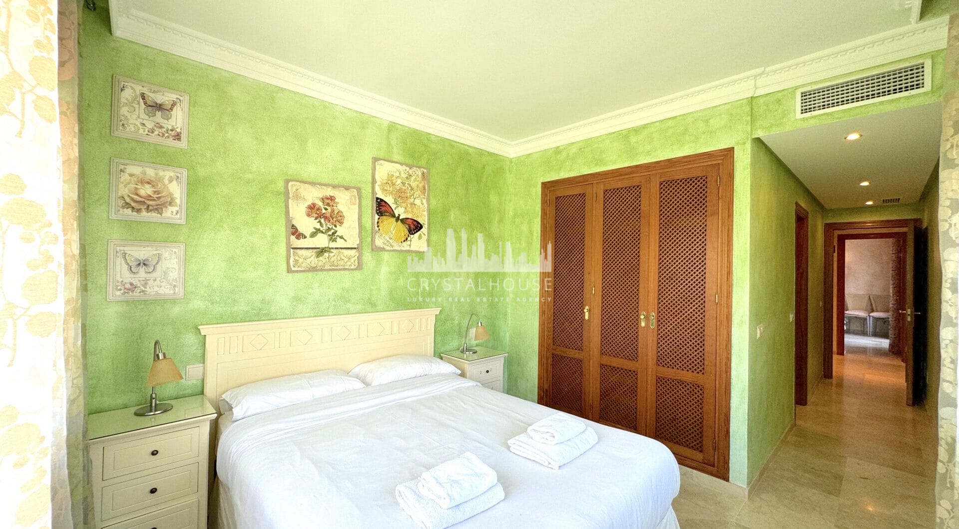 Exclusive Apartment for Sale in Costalita Urbanization, Estepona - New Golden Mile
