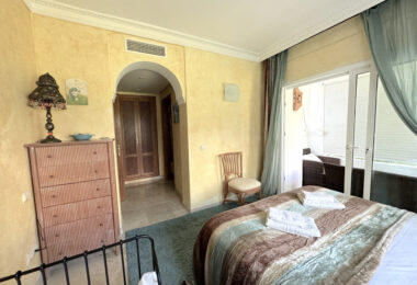 Exclusive Apartment for Sale in Costalita Urbanization, Estepona - New Golden Mile