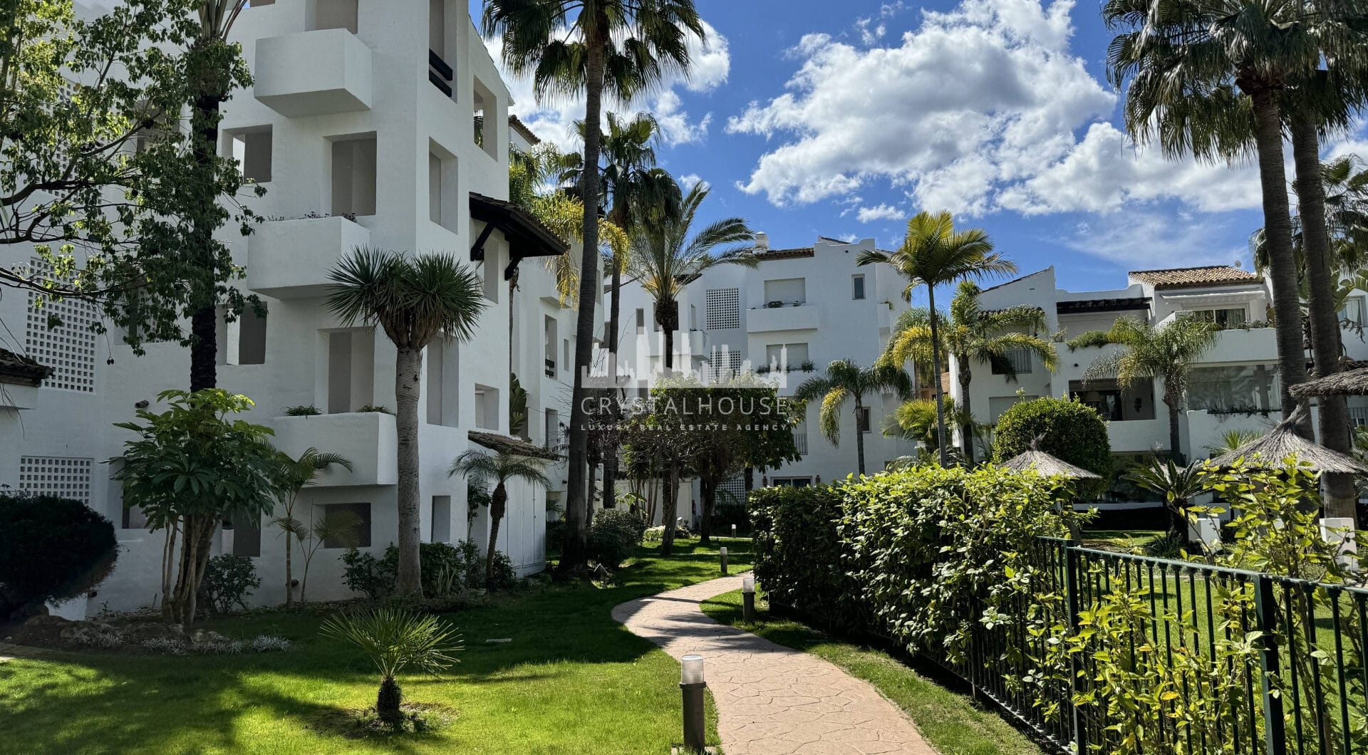 Exclusive Apartment for Sale in Costalita Urbanization, Estepona - New Golden Mile
