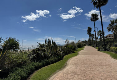 Exclusive Apartment for Sale in Costalita Urbanization, Estepona - New Golden Mile