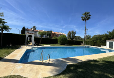 Townhouse for sale in Atalaya Estepona