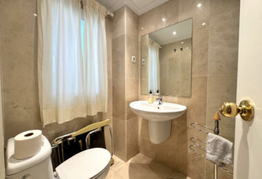 Townhouse for sale in Atalaya Estepona