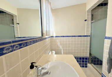 Townhouse for sale in Atalaya Estepona