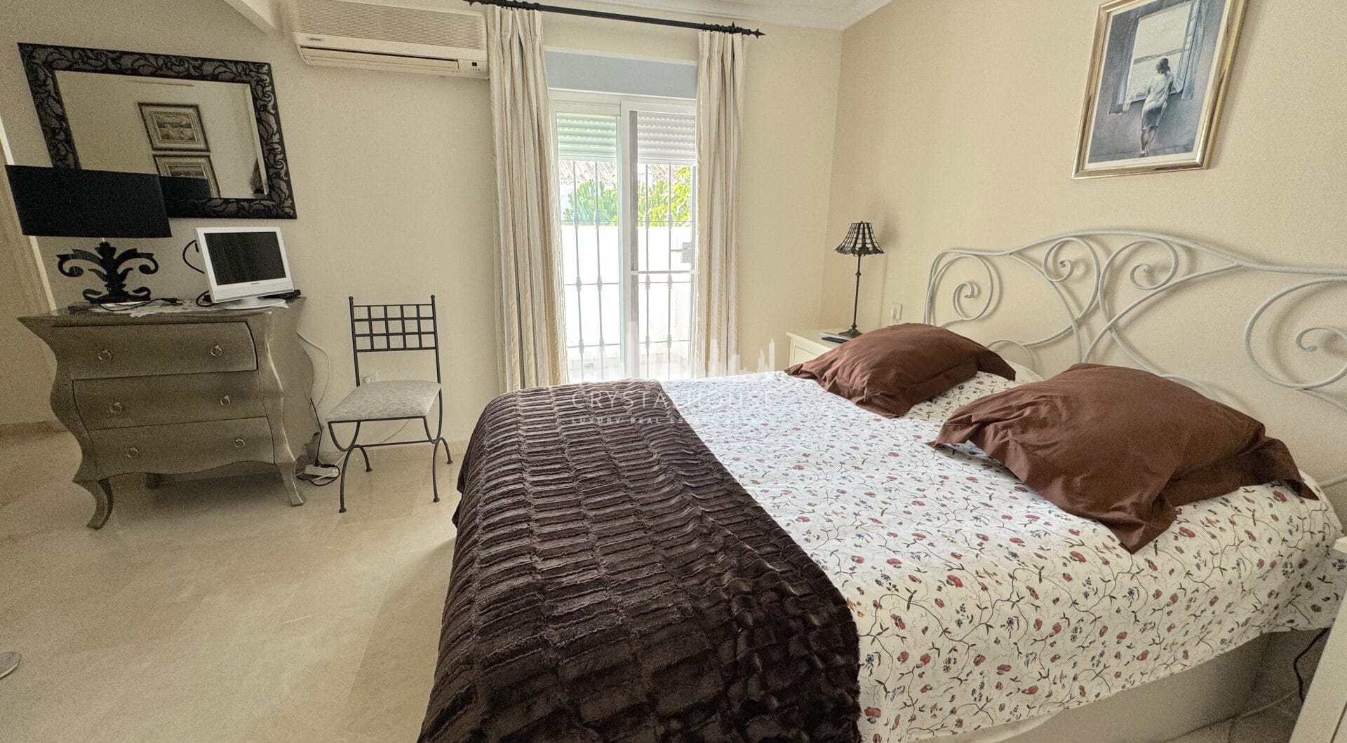 Townhouse for sale in Atalaya Estepona