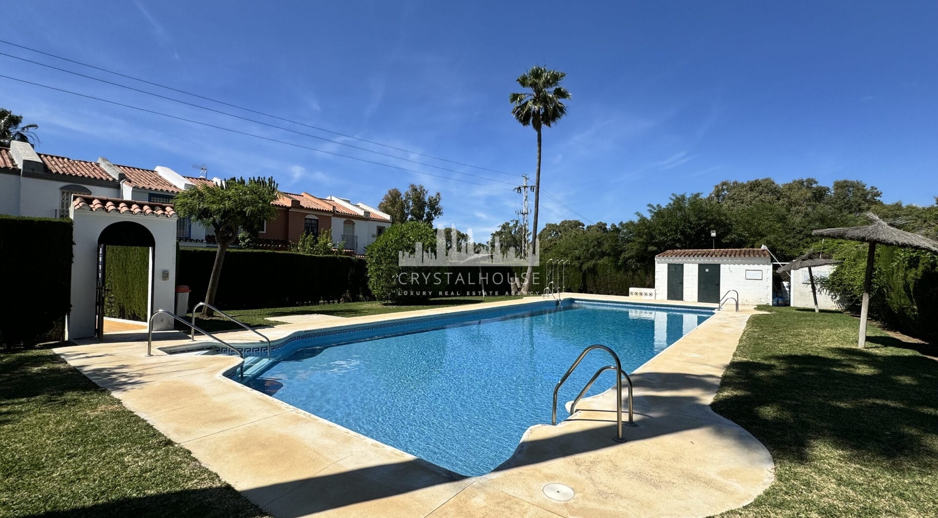 Townhouse for sale in Atalaya Estepona