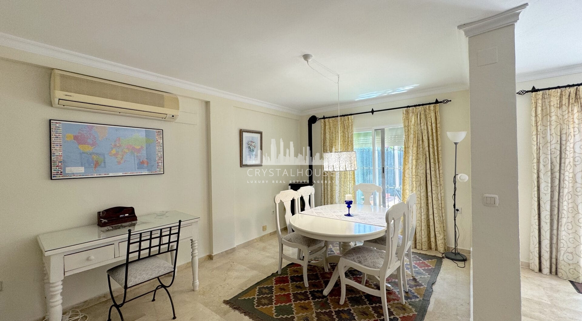 Townhouse for sale in Atalaya Estepona