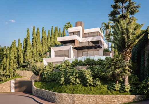 Plot and Project for contemporary villa of 1146 square metres built area in Puerto Banus´ best location