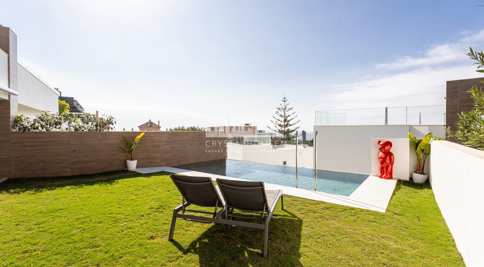 Beautiful apartment with private garden and pool in  Artola - Cabopino -East Marbella