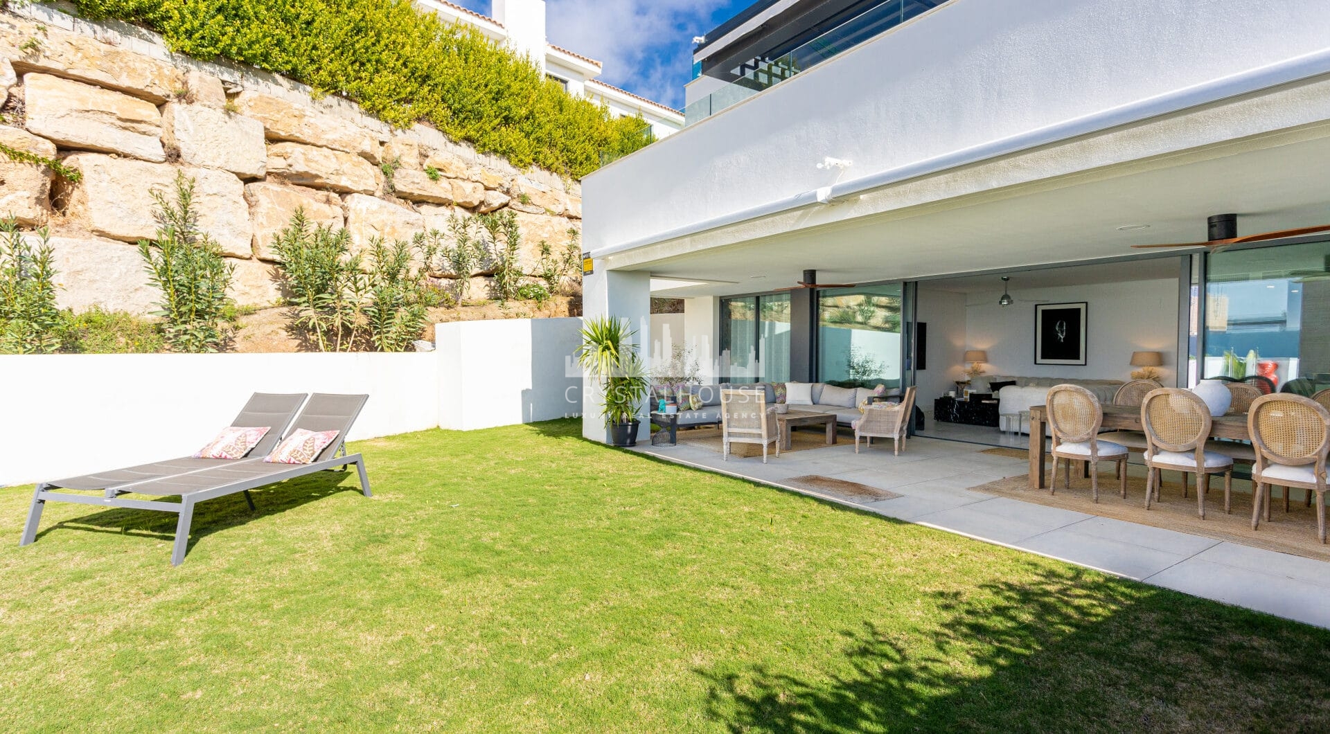 Beautiful apartment with private garden and pool in  Artola - Cabopino -East Marbella