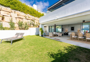 Beautiful apartment with private garden and pool in  Artola - Cabopino -East Marbella