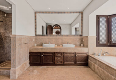 Villa Haveli - Traditional Villa with Sea Views in Fantastic Location