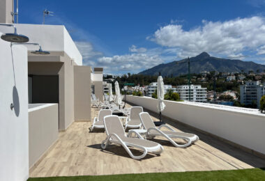 Key-ready 4-Bedroom Apartment in Albatros XV, Nueva Andalucia – Stunning Views