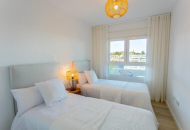 Key-ready 4-Bedroom Apartment in Albatros XV, Nueva Andalucia – Stunning Views