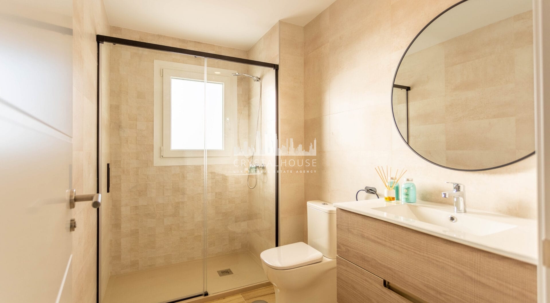 Key-ready 4-Bedroom Apartment in Albatros XV, Nueva Andalucia – Stunning Views