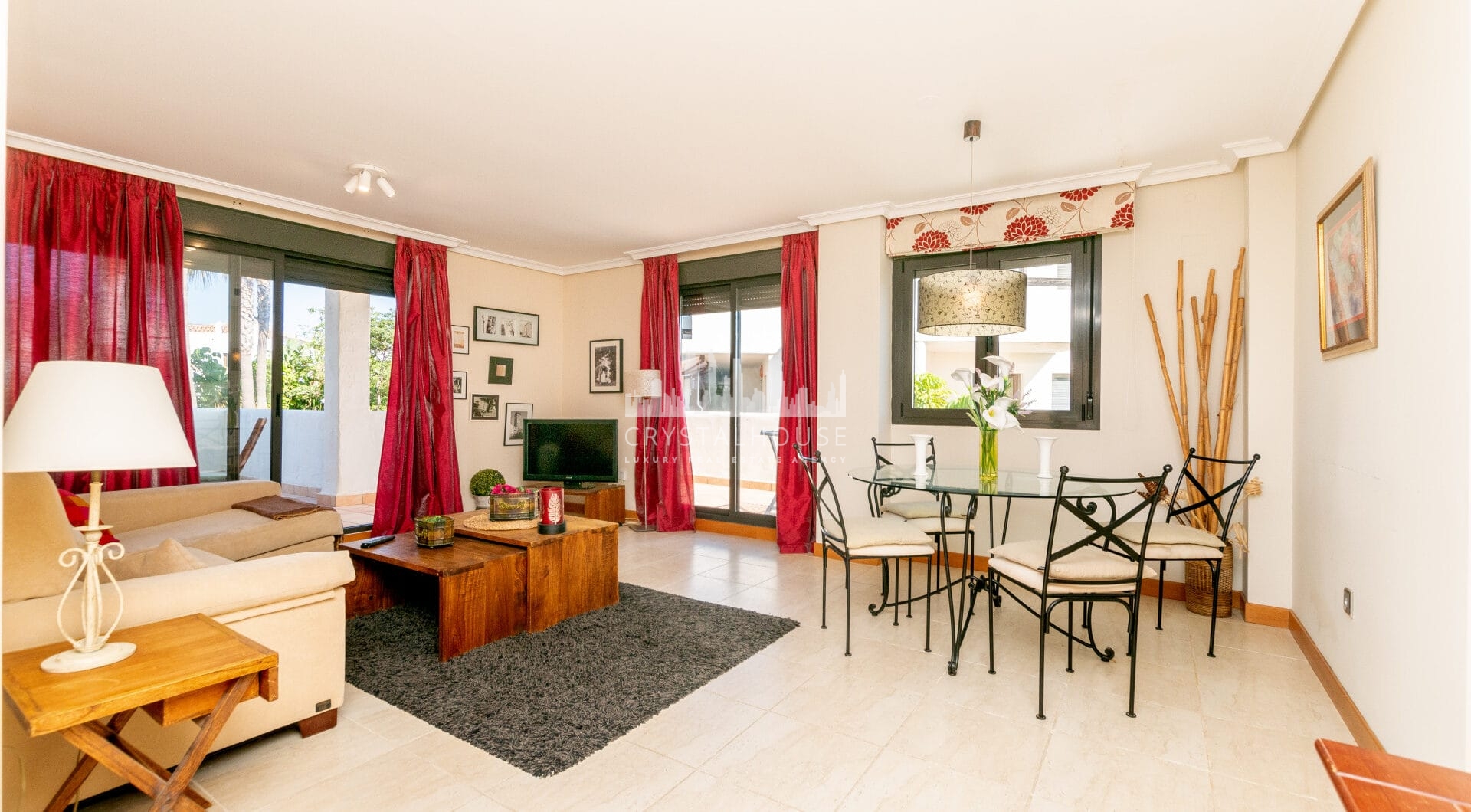 Apartment, terrace, swimming pool, golf, 2 bedrooms, Estepona, La Resina, Selwo.