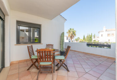 Apartment, terrace, swimming pool, golf, 2 bedrooms, Estepona, La Resina, Selwo.