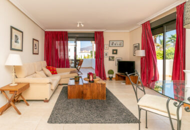 Apartment, terrace, swimming pool, golf, 2 bedrooms, Estepona, La Resina, Selwo.