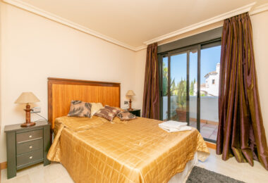 Apartment, terrace, swimming pool, golf, 2 bedrooms, Estepona, La Resina, Selwo.