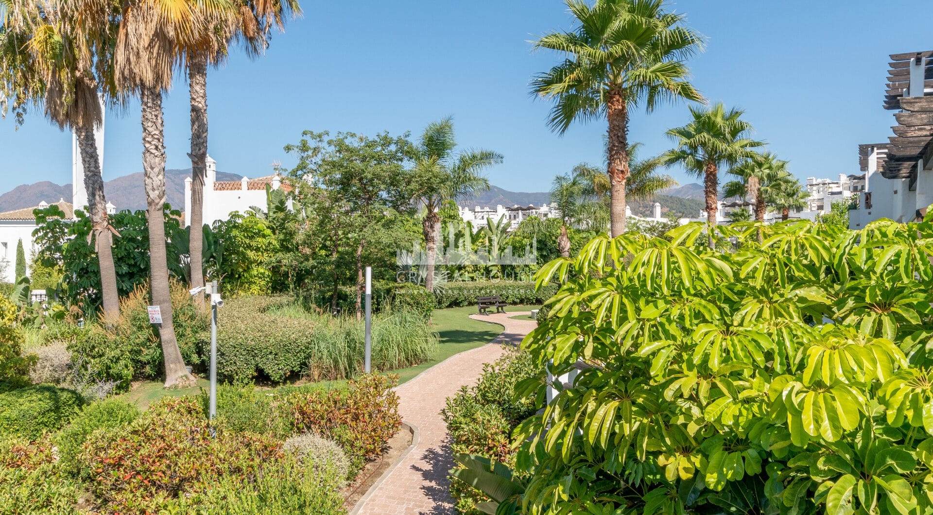Apartment, terrace, swimming pool, golf, 2 bedrooms, Estepona, La Resina, Selwo.