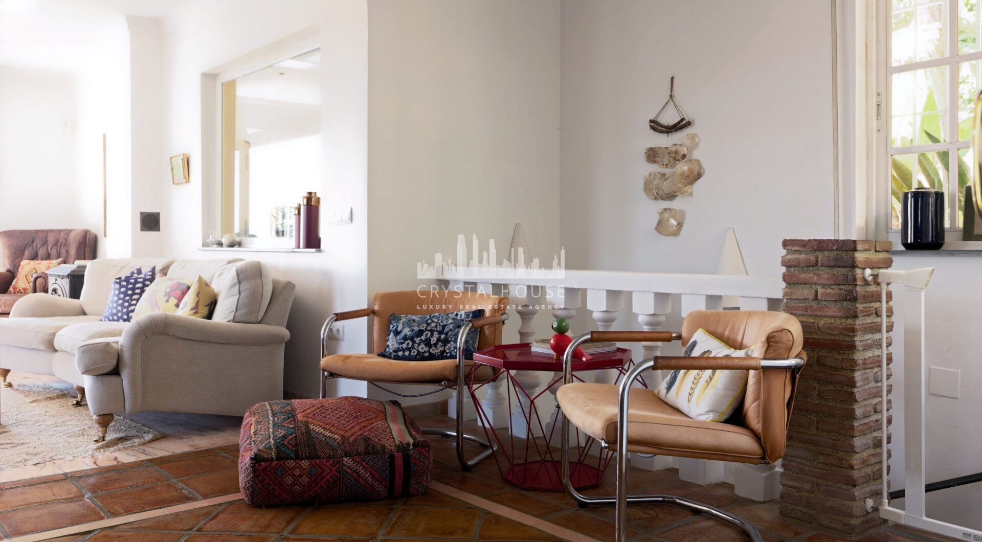 Lovely 5-bedroom villa with separate apartment in Torremuelle