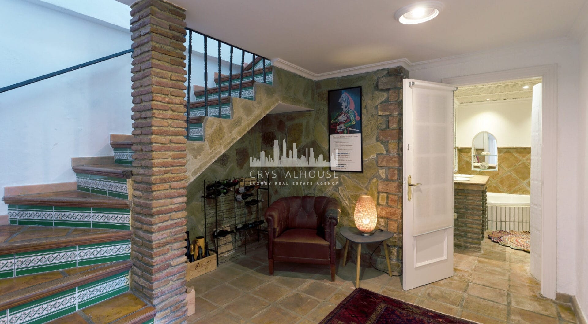 Lovely 5-bedroom villa with separate apartment in Torremuelle