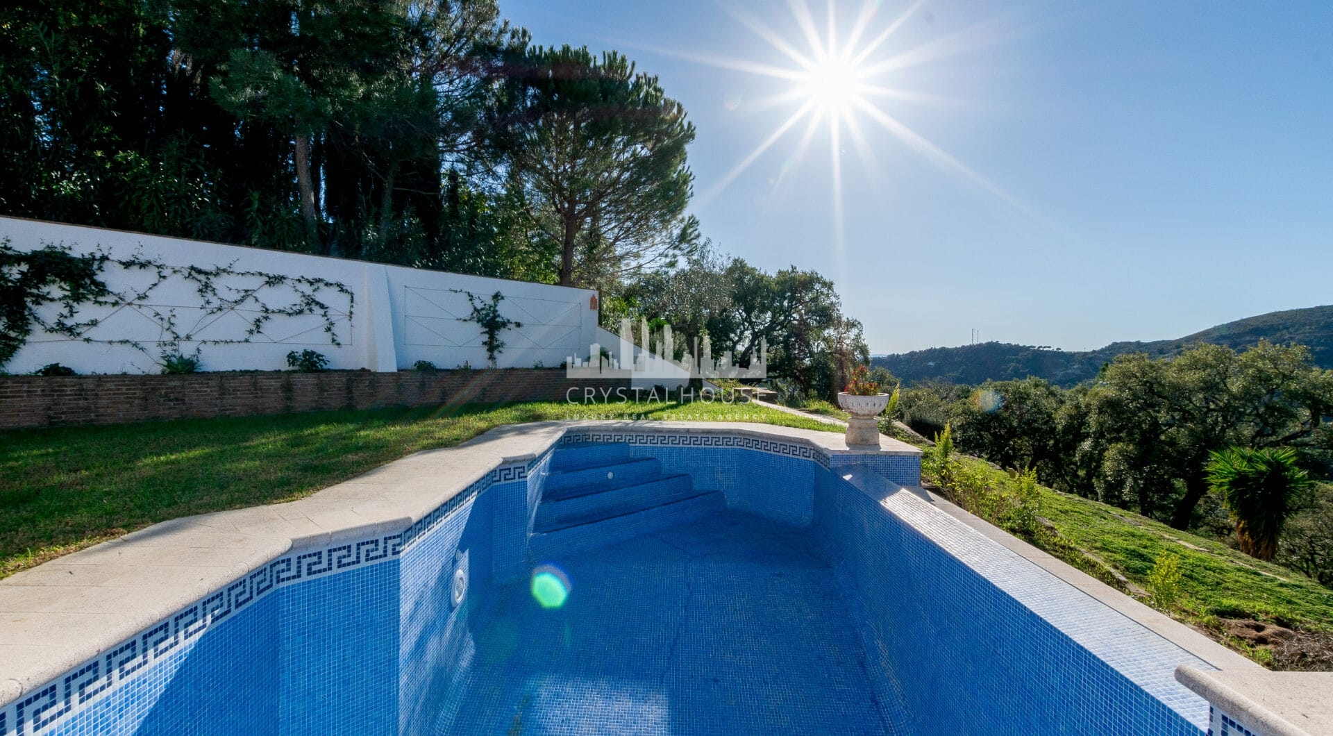 Fantastic, new built luxury country villa with beautiful views