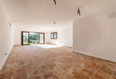 Fantastic, new built luxury country villa with beautiful views