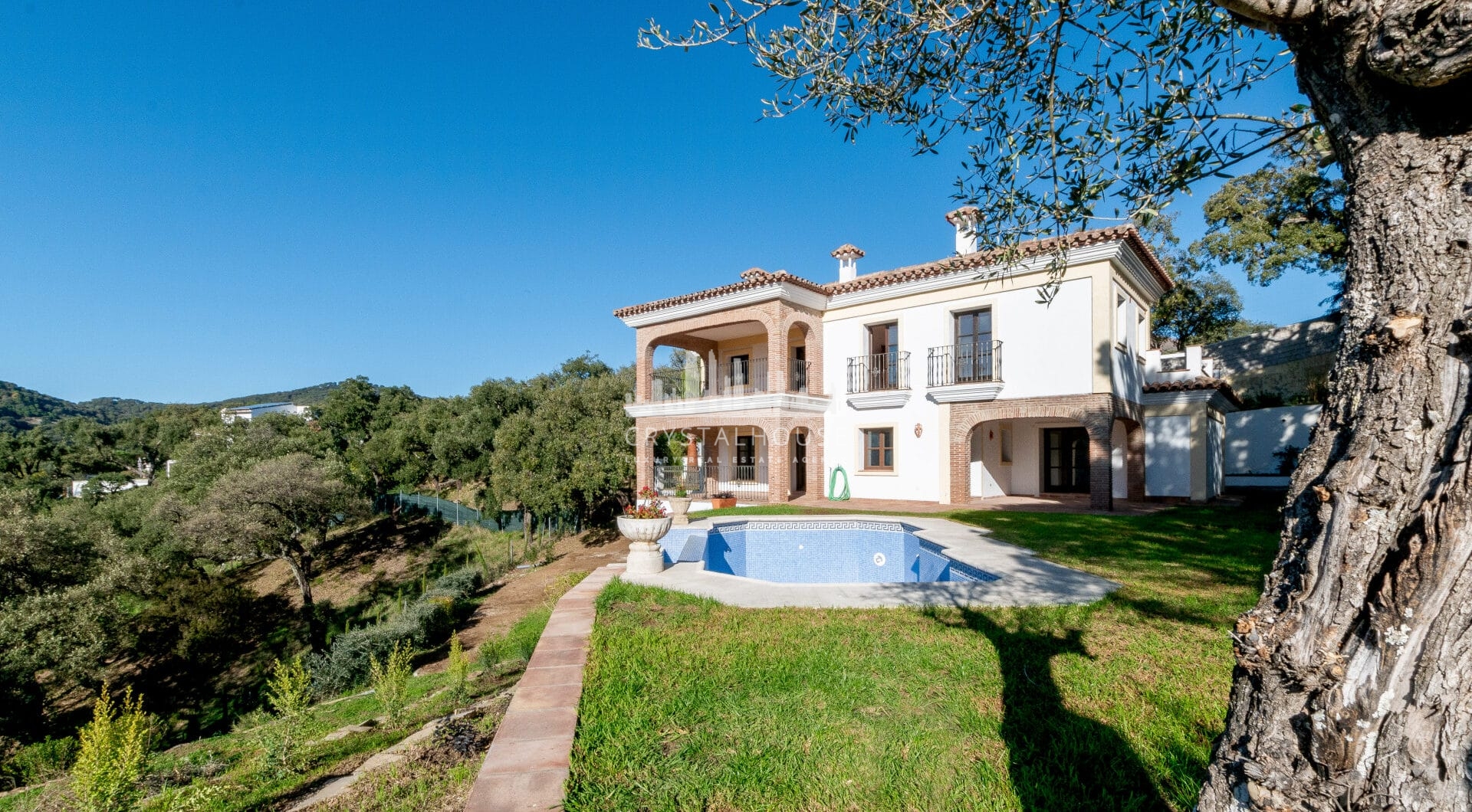 Fantastic, new built luxury country villa with beautiful views