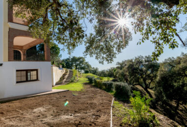 Fantastic, new built luxury country villa with beautiful views