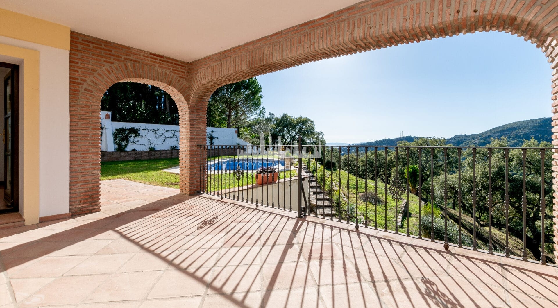 Fantastic, new built luxury country villa with beautiful views