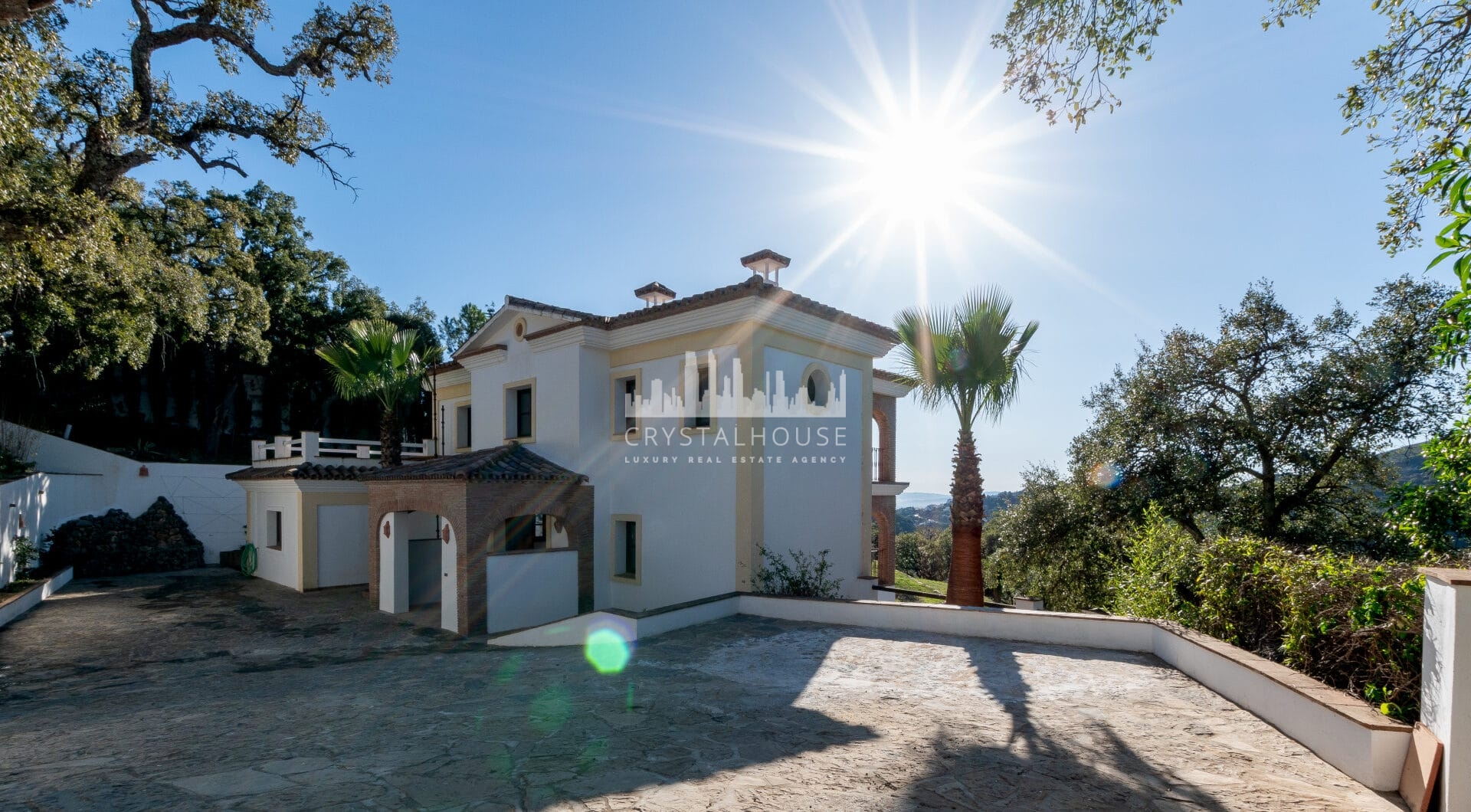 Fantastic, new built luxury country villa with beautiful views