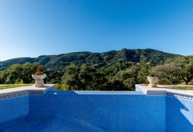 Fantastic, new built luxury country villa with beautiful views