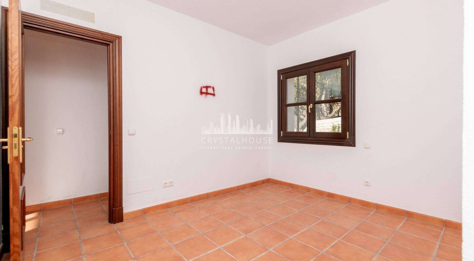 Fantastic, new built luxury country villa with beautiful views