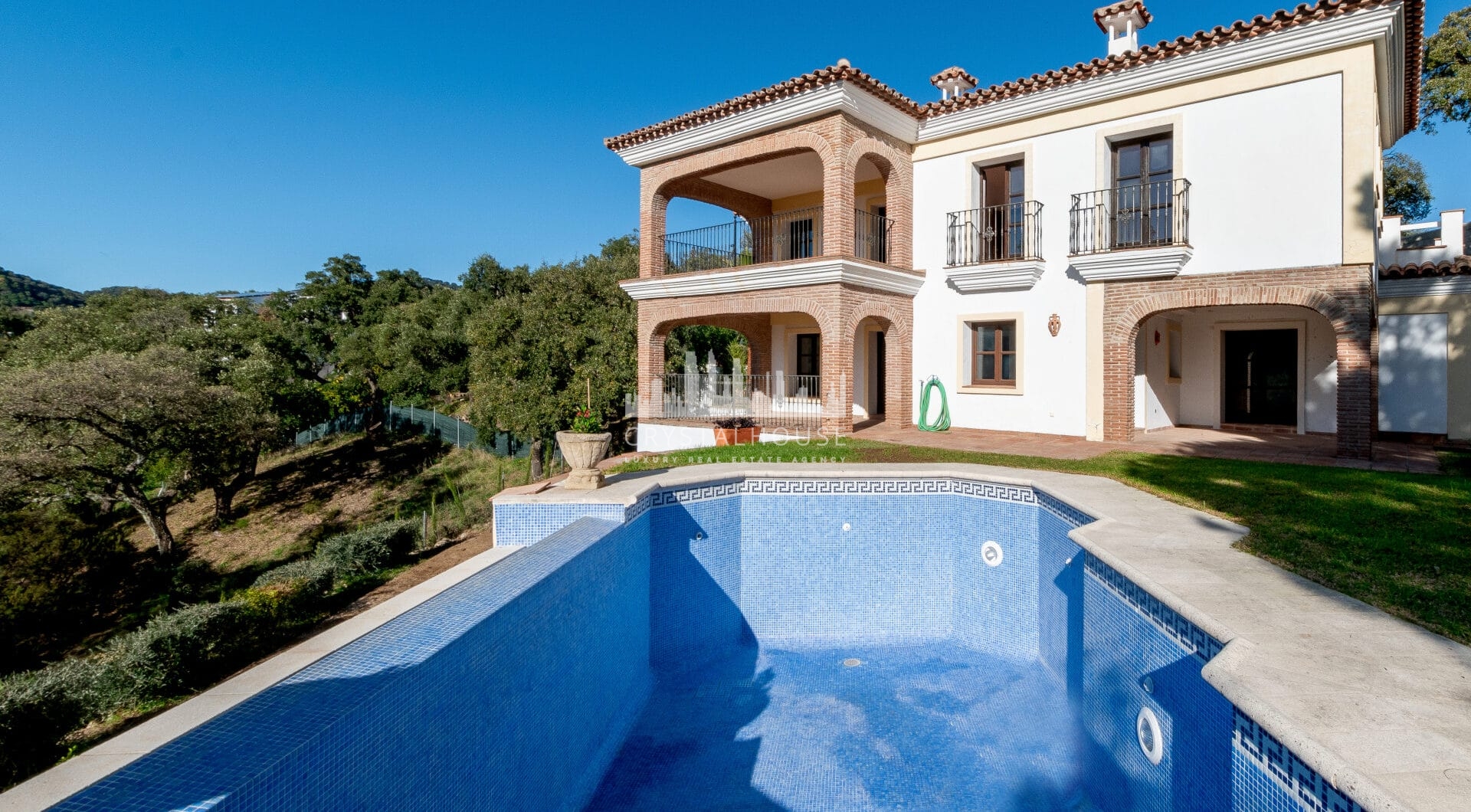 Fantastic, new built luxury country villa with beautiful views