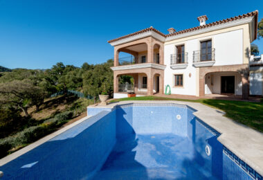 Fantastic, new built luxury country villa with beautiful views