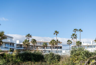 Luxurious beachfront apartment with private garden