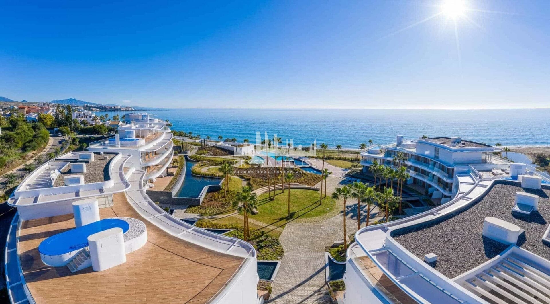 Luxurious beachfront apartment with private garden