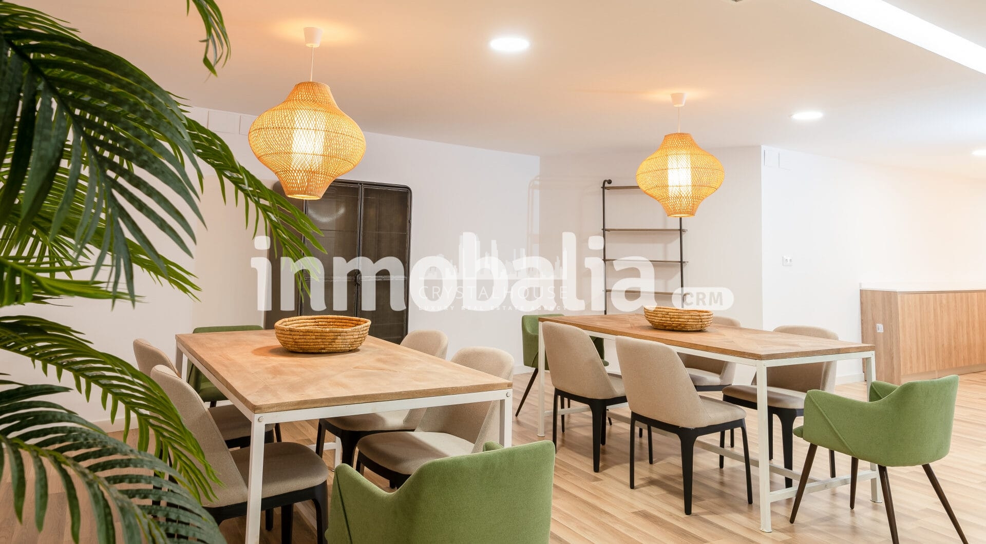 Luxurious beachfront apartment with private garden