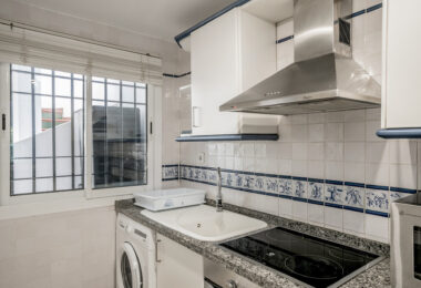 Ground floor apartment in Señorio de Gonzaga, Nueva Andalucía, Marbella