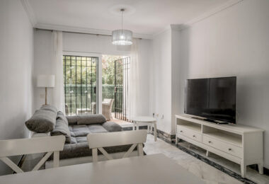 Ground floor apartment in Señorio de Gonzaga, Nueva Andalucía, Marbella