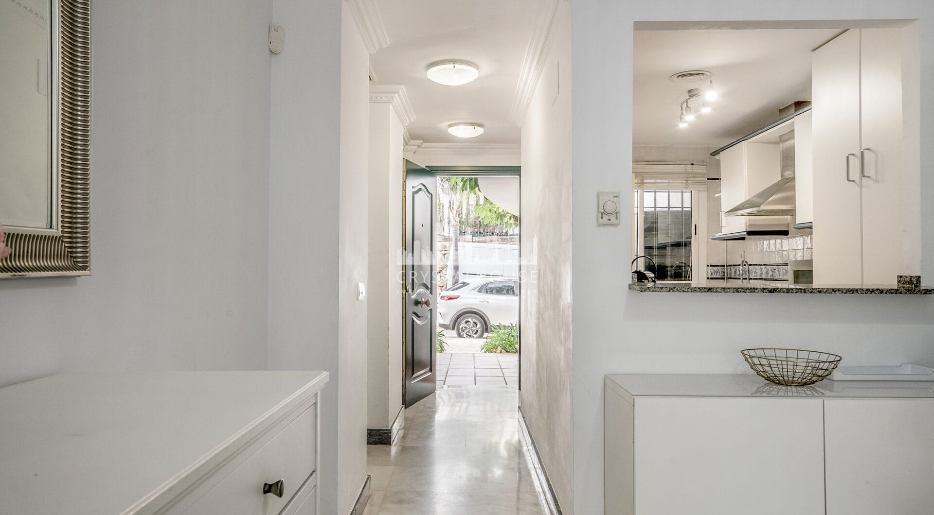 Ground floor apartment in Señorio de Gonzaga, Nueva Andalucía, Marbella